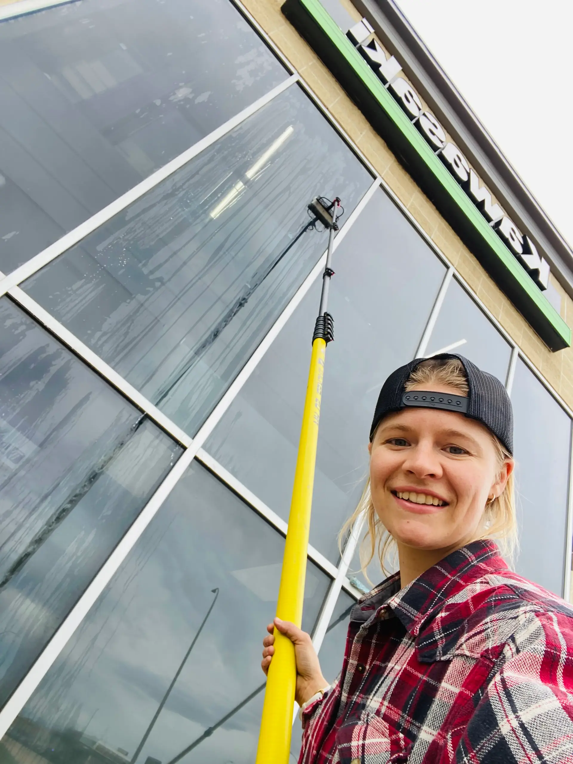 Professional window cleaning service in Grande Prairie